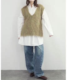 フラッフィーVネックニットベスト／fluffy Vneck knit vest ノースリーブ シャギー 起毛 ふわふわ もこもこ ニュアンスカラー シンプル 重ね着 レイヤード カジュアル きれいめ オーバーサイズ カーキ グリーン ブラウン チャコール グレー