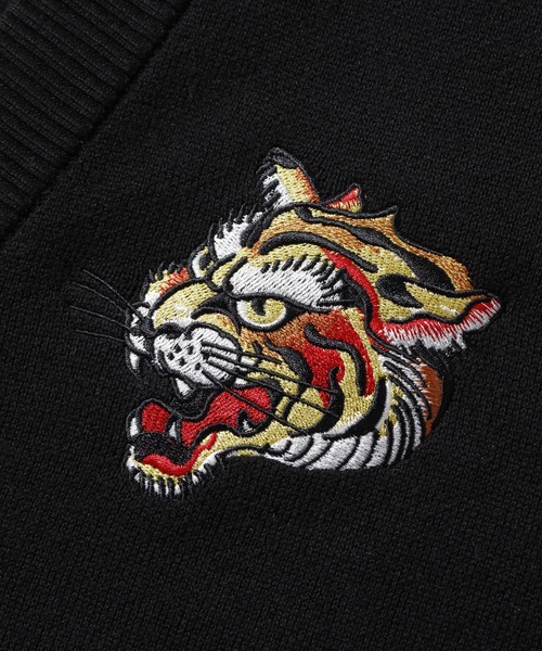 XLARGE（エクストララージ）の「XLARGE×ED HARDY KNIT CARDIGAN（カーディガン/ボレロ・メンズ・ブラック・S/M/L/XL）」の4枚目の写真