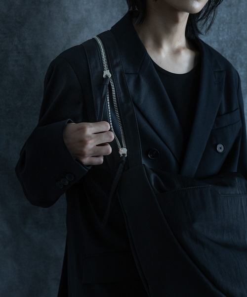 HARE（ハレ）の「ショルダーZIP-BIG-BAG(HARE)（ショルダーバッグ・メンズ・ブラック・FREE）」の5枚目の写真