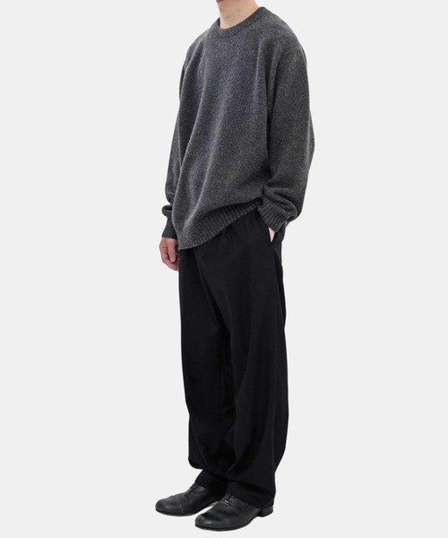 ATON（エイトン）の「【ATON】LAMBS WOOL（ニット/セーター・メンズ・チャコールグレー/ベージュ・4/6）」の6枚目の写真