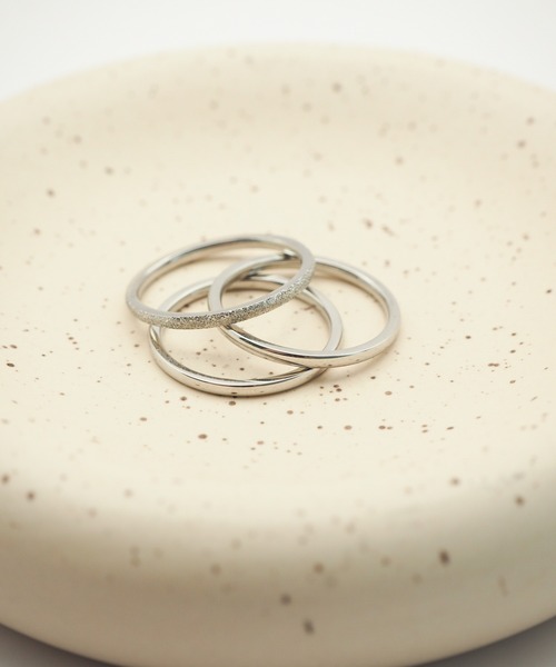 ciite' surgical stainless(シーテサージカルステンレス)の「【 金属アレルギー対応 】 3セットリング / three set rings サージカルステンレス(リング・レディース・シルバー/ゴールド・13号/11号)」の15枚目の写真