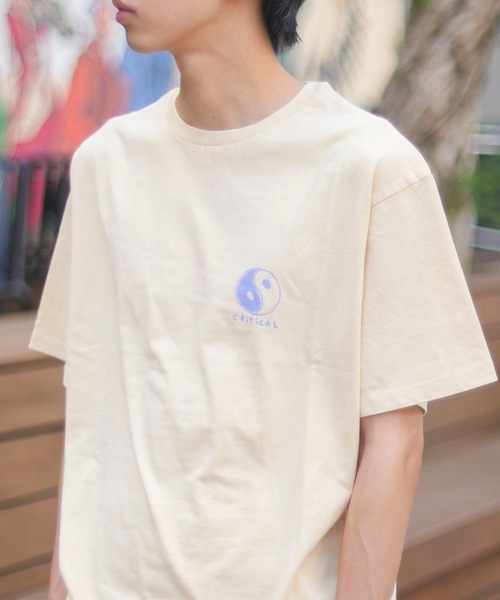 TCSS（ティーシーエスエス）の「DESIGN TEE/Critical Slide(TCSS)/クリティカルスライド(ティーシーエスエス)半袖Tシャツ（Tシャツ/カットソー・メンズ・サンドベージュ・MEDIUM/LARGE/X-LARGE/SMALL）」の7枚目の写真