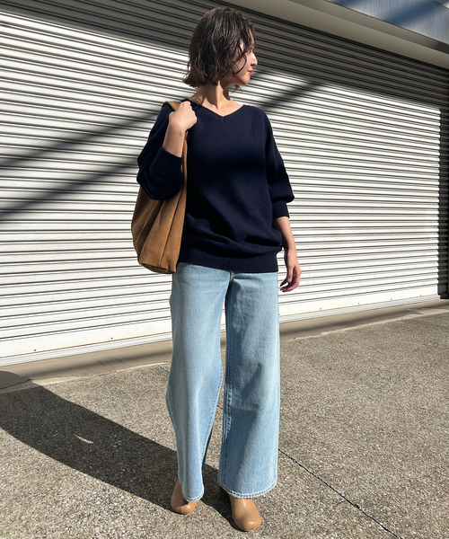 ★美品◆スローブイエナ◆ ソフトラムナイロンVネックプルオーバー SLOBE IENA（スローブイエナ）の「ソフトラムナイロンVネック