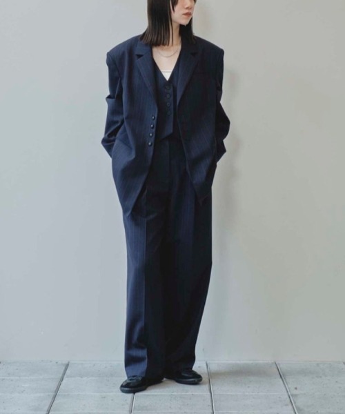 TODAYFUL（トゥデイフル）の「TODAYFUL Stripe Tuck Trousers