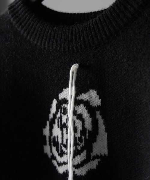 me+em select(ミームセレクト)の「※※【 3color 】バラジャガードフリンジビッグシルエットニット / rose jacquard fringe big silhouette knit(ニット/セーター・レディース・グレー/ホワイト/ブラック・FREE)」の16枚目の写真