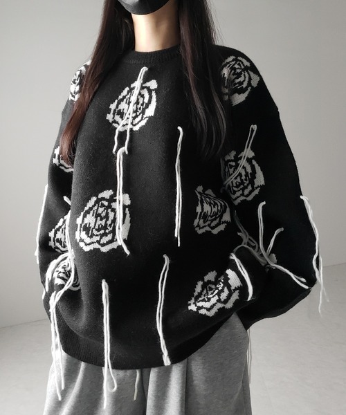 me+em select(ミームセレクト)の「※※【 3color 】バラジャガードフリンジビッグシルエットニット / rose jacquard fringe big silhouette knit(ニット/セーター・レディース・グレー/ホワイト/ブラック・FREE)」の7枚目の写真