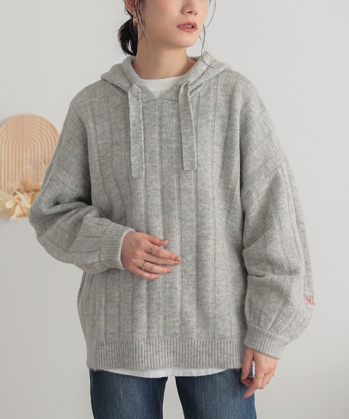 n'OrLABEL(ノアールレーベル)の「刺繍ロゴ入りワイドリブニットパーカー(パーカー・レディース・ブルーグリーン/マスタード/ブラック/杢グレー・FREE)」の3枚目の写真