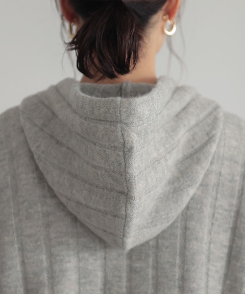 n'OrLABEL(ノアールレーベル)の「刺繍ロゴ入りワイドリブニットパーカー(パーカー・レディース・ブルーグリーン/マスタード/ブラック/杢グレー・FREE)」の21枚目の写真