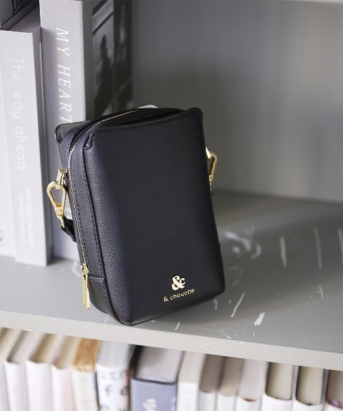 & chouette（アンドシュエット）の「かがりステッチ ショルダーバッグ（ショルダーバッグ・レディース・ミント/ブラック/グレイッシュベージュ/オフホワイト・FREE）」の3枚目の写真