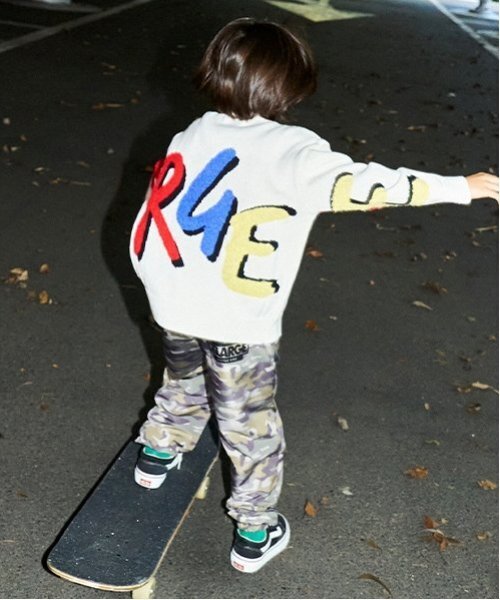 XLARGE KIDS（エクストララージキッズ）の「ビッグロゴニットプルオーバー（ニット/セーター・キッズ・ブラック/ホワイト・90cm/100cm/110cm/120cm/130cm/140cm）」の5枚目の写真