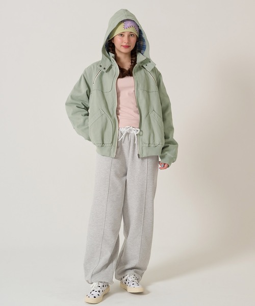 TINA：JOJUN（ティーナジョジュン）の「ジップアップフード付き ボンバージャケット TINA：JOJUN（その他アウター・レディース・チャコール/ピンク系その他/ライトグリーン・M）」の7枚目の写真