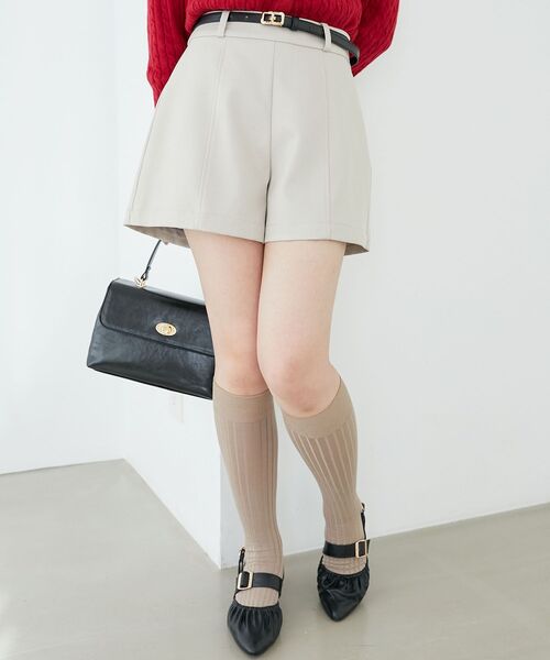 MAJESTIC LEGON(マジェスティックレゴン)の「ベルト付きショートパンツ(その他パンツ・レディース・ブラック/グレー/アイボリー/ブラック系その他/ブラック系その他2・MEDIUM)」の19枚目の写真