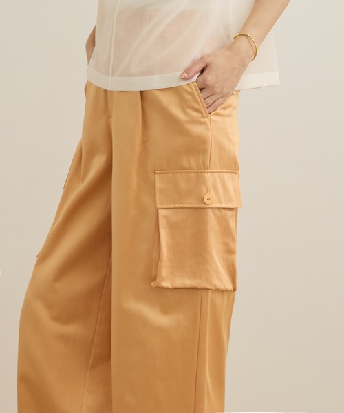 ROPE'（ロペ）の「【洗える】シャイニーサテンパンツ/一部セットアップ対応（カーゴパンツ・レディース・オレンジ/オフホワイト/ブラック・36/38）」の12枚目の写真
