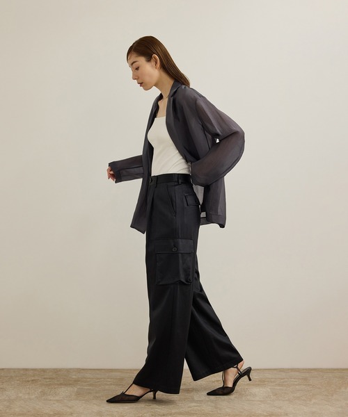 ROPE'（ロペ）の「【洗える】シャイニーサテンパンツ/一部セットアップ対応（カーゴパンツ・レディース・オレンジ/オフホワイト/ブラック・36/38）」の15枚目の写真