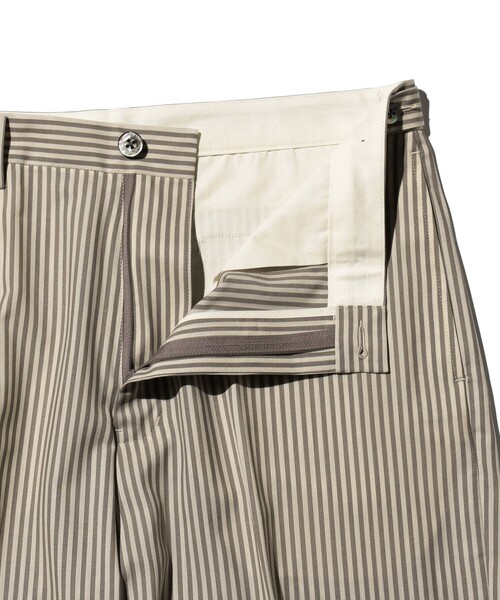 BEAMS PLUS（ビームスプラス）の「アイビー ワイド ウール トラウザーズ（スラックス・メンズ・ブルー/オレンジ/ブラウン・M/S/L）」の11枚目の写真
