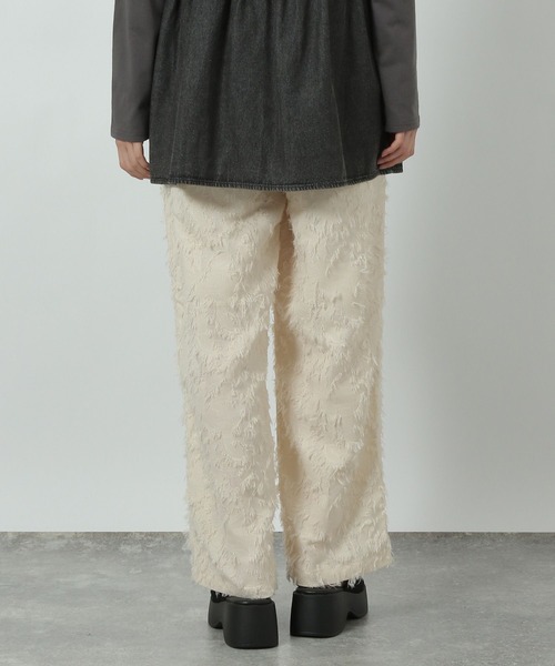 LAKOLE（ラコレ）の「カットジャガードパンツ / 290719（その他パンツ・レディース・ブラック/アイボリー/ピンクベージュ・FREE）」の5枚目の写真