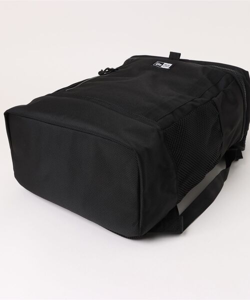 NEW ERA（ニューエラ）の「NEW ERA/ニューエラ YOUTH BOX PACK BLK 251 キッズ バック 14521295（バックパック/リュック・キッズ・ブラック・FREE）」の3枚目の写真