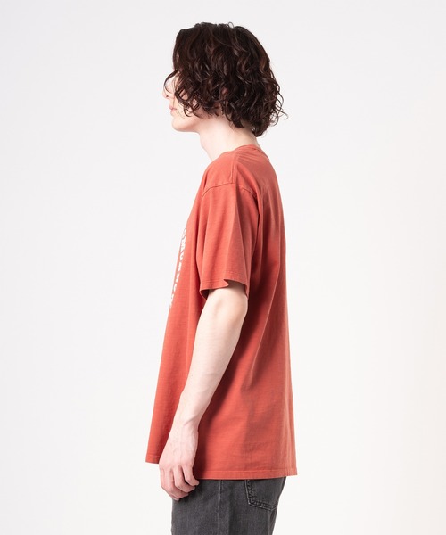 Levi's(リーバイス)の「Levi's/リーバイス ヴィンテージフィット グラフィック Tシャツ(Tシャツ/カットソー・メンズ・レッド・XL/L/M/S)」の2枚目の写真