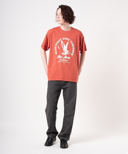 Levi's(リーバイス)の「Levi's/リーバイス ヴィンテージフィット グラフィック Tシャツ(Tシャツ/カットソー・メンズ・レッド・XL/L/M/S)」の5枚目の写真
