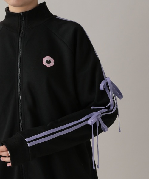 FOREVER 21（フォーエバー トゥエンティーワン）の「【クロミ】リボントラックジャケット（ブルゾン・レディース・ブラック・FREE）」の15枚目の写真