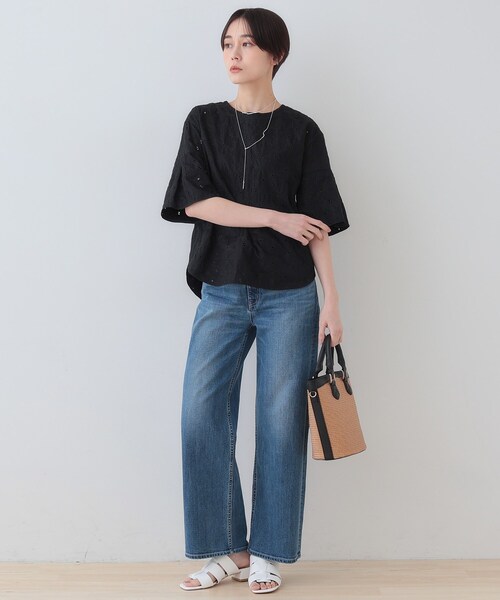 セール】春SALE！【洗える】フラワーカット刺繍フレアスリーブ