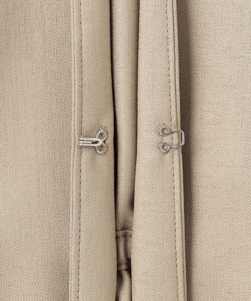 J.PRESS Ladies(J.プレス レディス)の「【セットアップ対応・洗える・UVケア・吸水速乾】OXIJEWELストレッチ ノーカラー ジャケット(ノーカラージャケット・レディース・シルバー系/ベージュ系/ネイビー系/ライトグレー系・XS)」の18枚目の写真