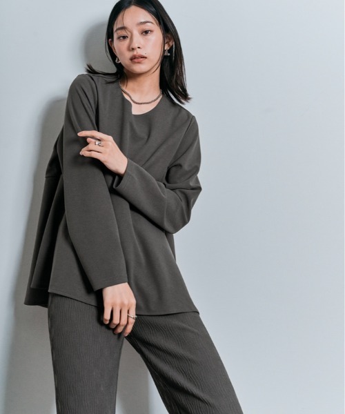 W:Huku(フーク)の「ロング スリーブ ペプラム セレモニー ブラウス(シャツ/ブラウス・レディース・ブラック/チャコール/ライトグレー・M/L)」の19枚目の写真