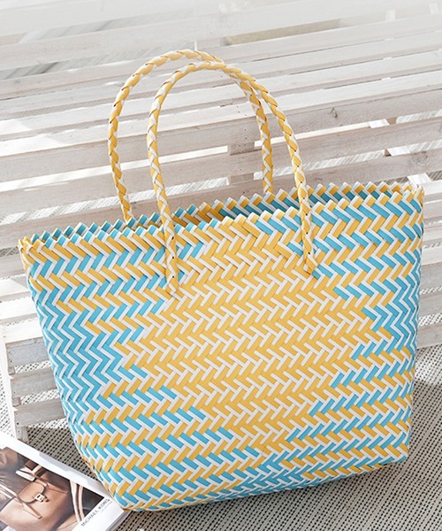 florist（フローリスト）の「【大容量・軽い◎】バイカラーテープ編みかごトートバッグ（かごバッグ・レディース・ネイビー/ライトグレー/ブラック/イエロー系1/ピンク系3/ピンク系1/スカイブルー・FREE）」の6枚目の写真