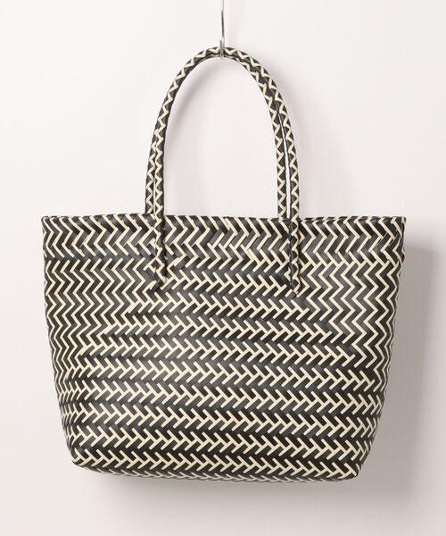 florist（フローリスト）の「【大容量・軽い◎】バイカラーテープ編みかごトートバッグ（かごバッグ・レディース・ネイビー/ライトグレー/ブラック/イエロー系1/ピンク系3/ピンク系1/スカイブルー・FREE）」の20枚目の写真