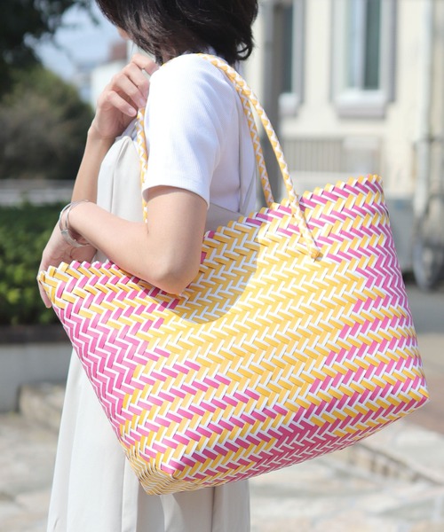 あゆみ　カラフル編み込みショルダーバッグ他大きめトートバッグ3個 あゆみ様専用 カラフル編み込みショルダーバッグ他大きめトート