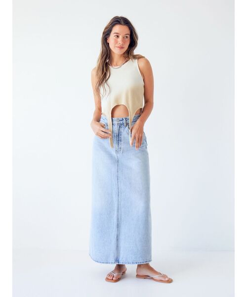 Ungrid（アングリッド）の「ポケットリメイクデニムロングスカート（スカート・レディース・ブルー・SMALL/MEDIUM）」の8枚目の写真