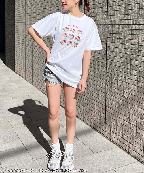 4GEEKS BY SPIRALGIRL（フォーギークスバイスパイラルガール）の「【Sanrio characters/サンリオキャラクターズ】ハローキティVarious FaceオーバーTシャツ（Tシャツ/カットソー・レディース・ホワイト/ホワイト系・FREE）」の10枚目の写真