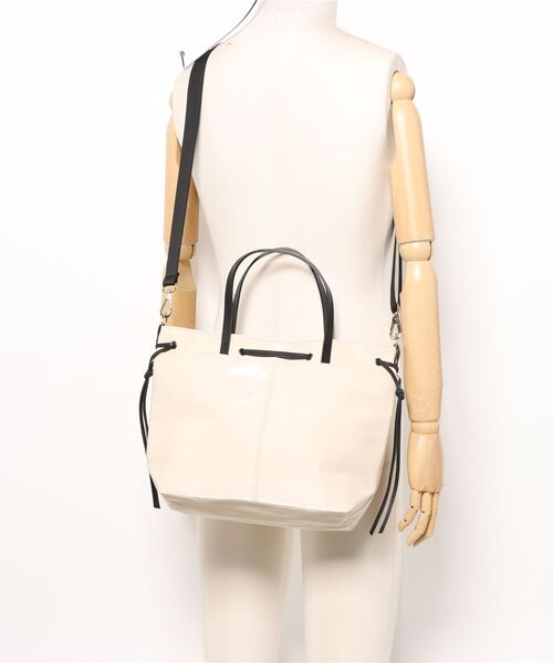 Jack Gomme(ジャックゴム)の「【JACK GOMME/ジャックゴム】ナイロン 巾着ショルダーバッグ EMY(ショルダーバッグ・レディース・ネイビー/クリーム/シルバー/ブラウン/ダークグリーン・FREE)」の9枚目の写真