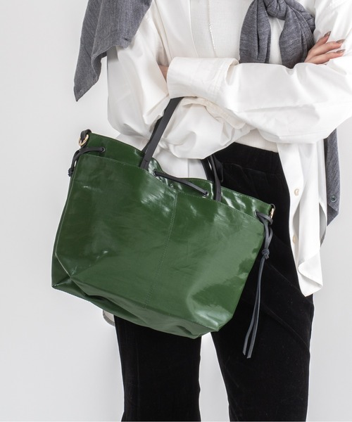 Jack Gomme(ジャックゴム)の「【JACK GOMME/ジャックゴム】ナイロン 巾着ショルダーバッグ EMY(ショルダーバッグ・レディース・ネイビー/クリーム/シルバー/ブラウン/ダークグリーン・FREE)」の1枚目の写真