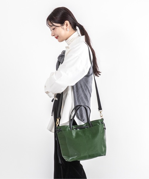 Jack Gomme（ジャックゴム）の「【JACK GOMME/ジャックゴム】ナイロン 巾着ショルダーバッグ　EMY（ショルダーバッグ・レディース・ネイビー/クリーム/シルバー/ブラウン/ダークグリーン・FREE）」の16枚目の写真