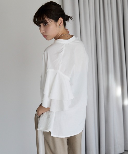 SOTT(ソット)の「Layered frill shirt レイヤードフリルシャツ(シャツ/ブラウス・レディース・オフホワイト/サックスブルー/イエロー・FREE)」の5枚目の写真