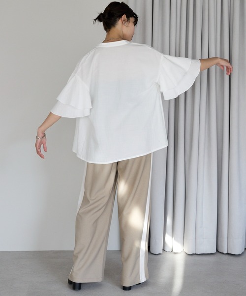 SOTT(ソット)の「Layered frill shirt レイヤードフリルシャツ(シャツ/ブラウス・レディース・オフホワイト/サックスブルー/イエロー・FREE)」の7枚目の写真