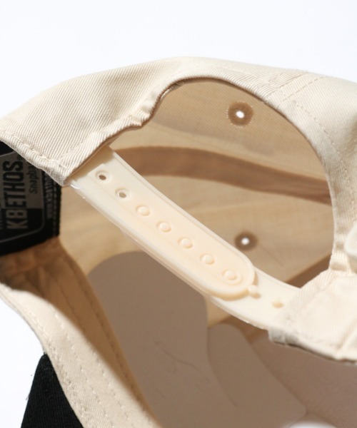C.E.L.STORE(セルストア)の「KBETHOS / ケービーエトス GOLD LEAF EMBROIDERY 5PANEL SNAPBACK CAP 金刺しゅう 5パネル キャップ スナップバック(キャップ・メンズ・ナチュラル/ブラック・ONE SIZE)」の4枚目の写真