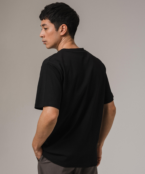 EDIFICE(エディフィス)の「”撥水&汗染み軽減機能” プロテック ポンチ Tシャツ (プラスバイオ)(Tシャツ/カットソー・メンズ・グレー/ブラック/ネイビー/ホワイト・X-LARGE/LARGE/MEDIUM/SMALL)」の18枚目の写真