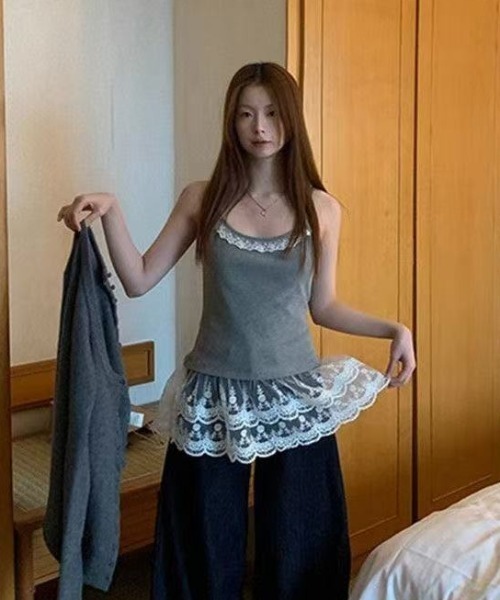 AsRiRe(アスリレイ)の「レース切り替えキャミソール パッド入り(キャミソール・レディース・グレー/ブラック/ホワイト/アイボリー/ホワイト系その他/ブラック系その他・M)」の14枚目の写真
