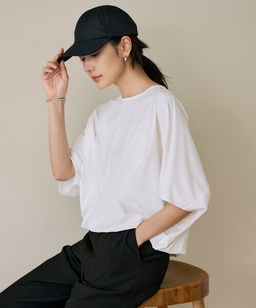 ICB(アイシービー)の「マットスキューバ ドルマンスリーブプルオーバー(Tシャツ/カットソー・レディース・黄土色系/アイボリー系/ブラック系・LARGE/X-LARGE)」の6枚目の写真
