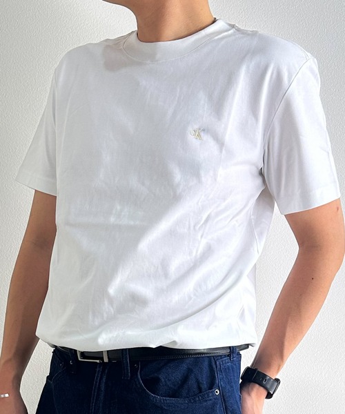 Calvin Klein Jeans（カルヴァンクラインジーンズ）の「CALVIN KLEIN JEANS カルバンクラインジーンズ HEAVY REGULAR TEE ヘビーウェイト レギュラーフィット ショートスリーブTシャツ（Tシャツ/カットソー・メンズ・ホワイト/ブラック・M/L/XL）」の11枚目の写真