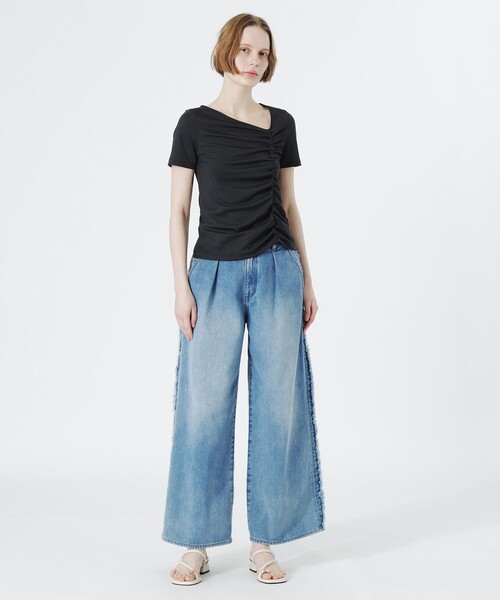 LOVELESS（ラブレス）の「アシンメトリーネックトップス（Tシャツ/カットソー・レディース・オフホワイト/チャコールグレー/ブラック・36）」の8枚目の写真