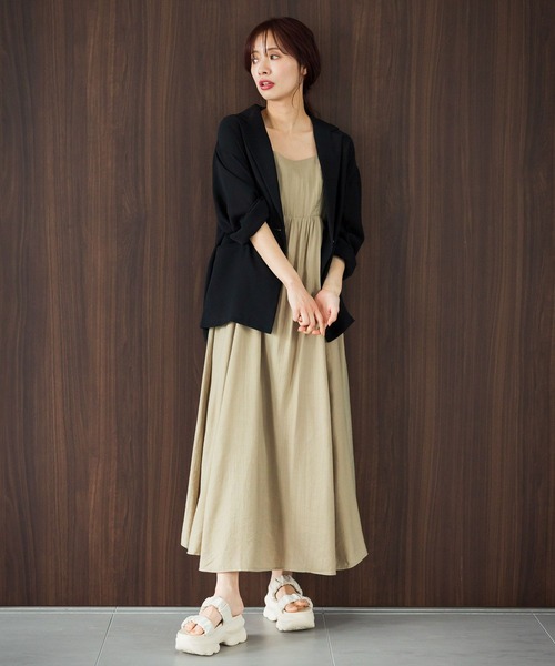 mysty woman（ミスティウーマン）の「【セットアイテム】シャーリングブラウスキャミワンピース2P 491355（ワンピース・レディース・ブラック/ベージュ/オフホワイト・FREE）」の16枚目の写真