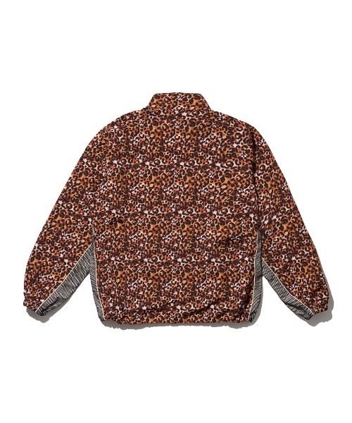 FIRST DOWN(ファーストダウン)の「FIRST DOWN TASLAN NYLON TRACK JACKET(ファーストダウン タスランナイロン トラックジャケット)(ナイロンジャケット・メンズ・ネイビー/レオパード/ブラック・LARGE/X-LARGE/MEDIUM)」の4枚目の写真