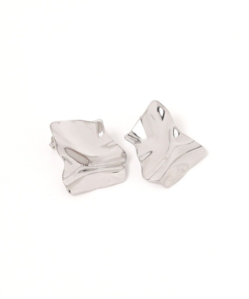 LEPSIM（レプシィム）の「ステンレスボリュームピアス　328057（ピアス（両耳用）・レディース・ゴールド/シルバー/シルバー系その他・ONE SIZE）」の4枚目の写真