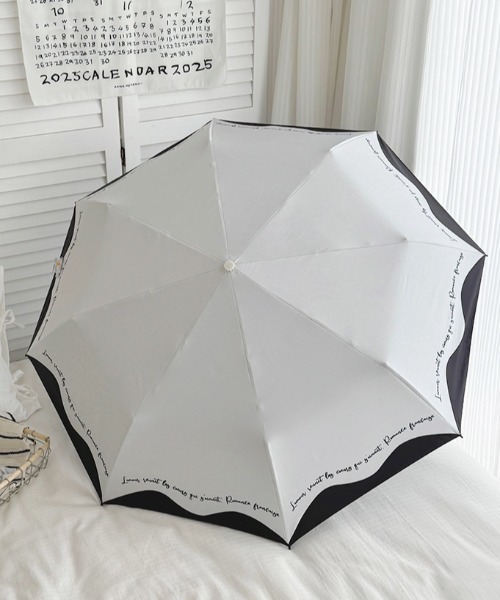 Made in I（メイドインアイ）の「日傘/雨傘兼用　ロゴバイカラーアンブレラ（折りたたみ傘・レディース・ホワイト・FREE）」の2枚目の写真