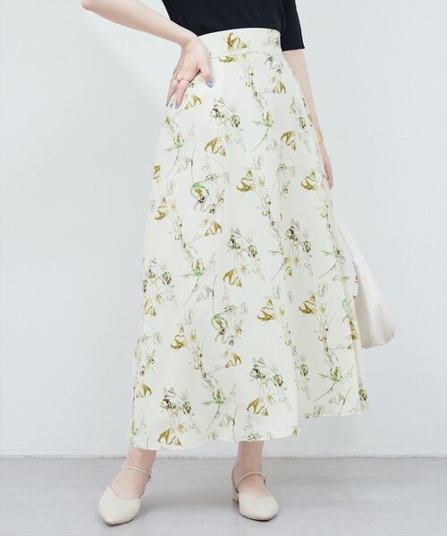 natural couture（ナチュラルクチュール）の「アートフラワーハイウエストフレアスカート（スカート・レディース・ブラック系その他/イエロー系その他/ホワイト系その他・FREE）」の16枚目の写真