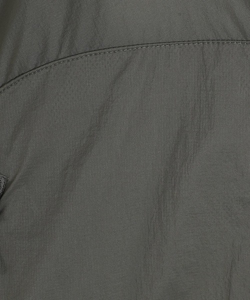 DAIWA PIER39（ダイワピア39）の「DAIWA PIER39 / ダイワ ピアサーティナイン：TECH WIND SHELL JACKET：BJ-21025[PIE]（ミリタリージャケット・メンズ・グレー・S/M/L）」の11枚目の写真