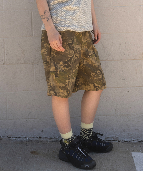 BRAIN DEAD(ブレインデット)の「BRAIN DEAD / ブレインデッド TWILL CLIMBER SHORT(その他パンツ・メンズ・イエロー系その他/カーキ・SMALL/MEDIUM)」の12枚目の写真